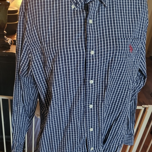 U. S. Polo Men's Plaid Front-centered buttons Plaid, Colors: blue & white Size:L - Picture 11 of 12